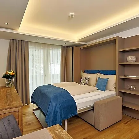 A-vita Viktoria & A-vita Living Luxury Hotel 4*